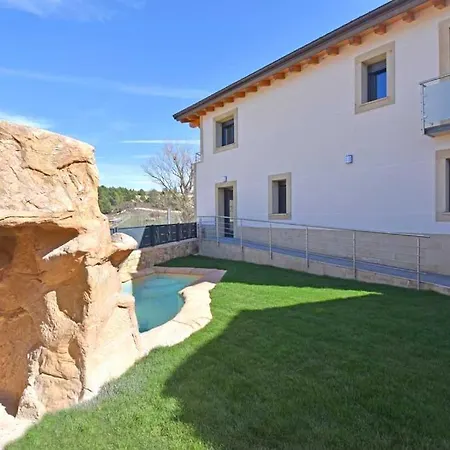 La Cueva Del Agua Holiday home Fuentetoba